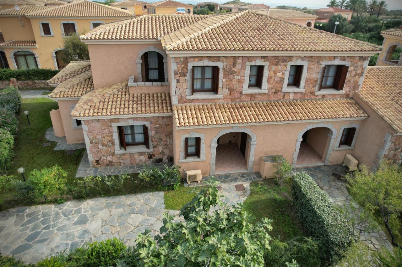 Ville Del Mar San Teodoro  Exteriör bild