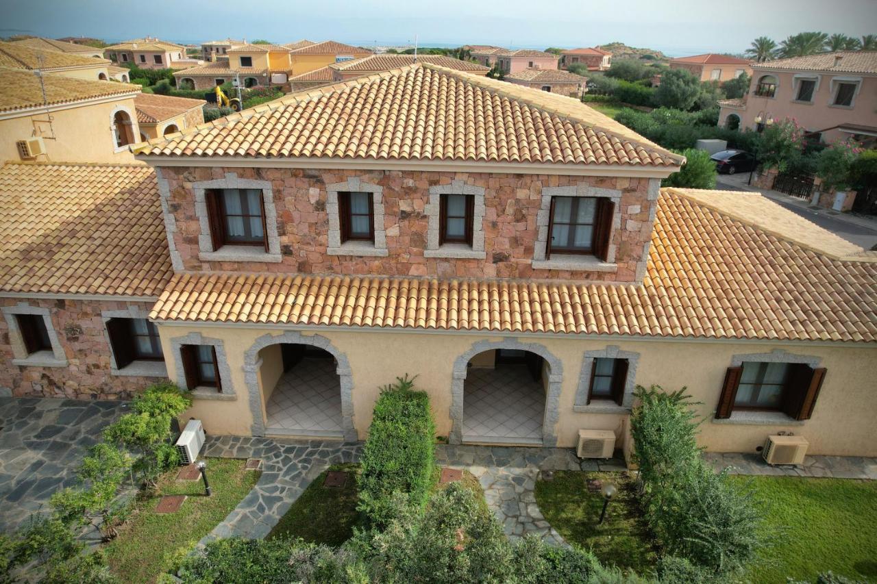 Ville Del Mar San Teodoro  Exteriör bild
