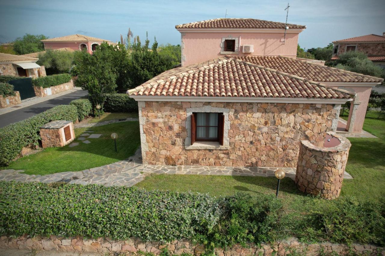 Ville Del Mar San Teodoro  Exteriör bild