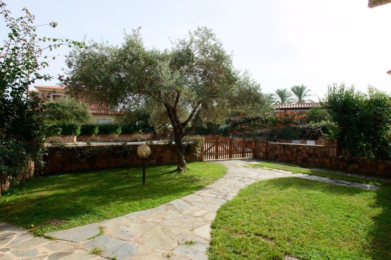 Ville Del Mar San Teodoro  Exteriör bild