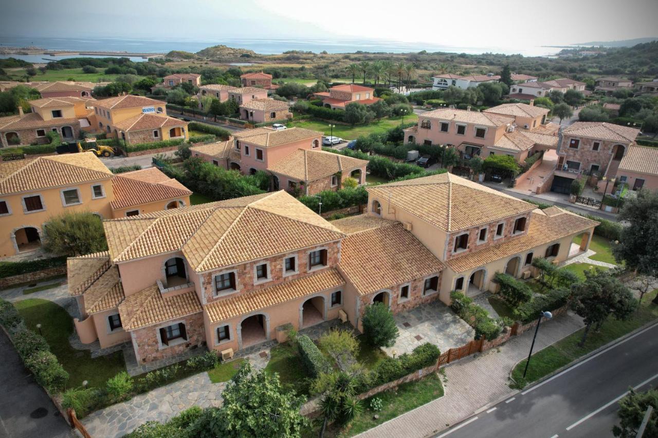 Ville Del Mar San Teodoro  Exteriör bild